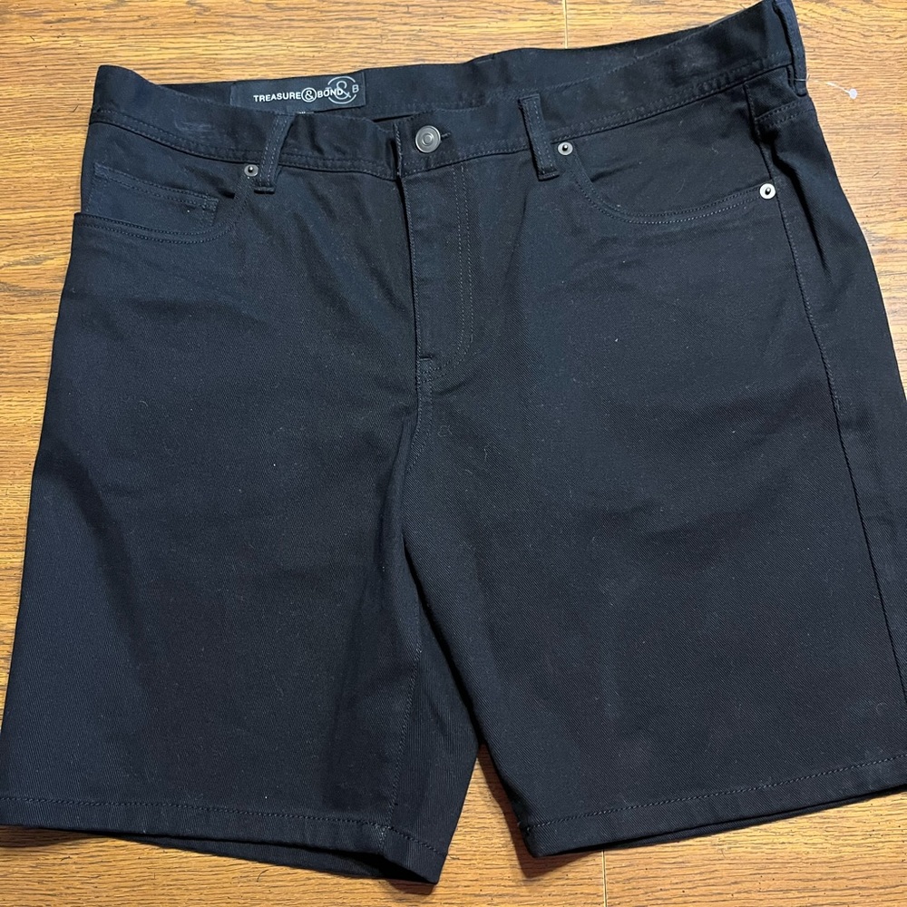 Treasure & Bond Men’s Shorts